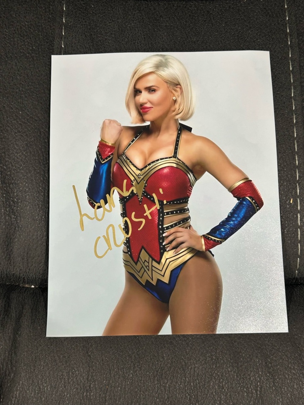 Lana A.K.A CJ Perry autograph 8x10 picture! 100% authentic with picture proof!